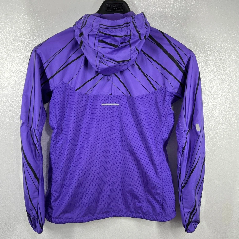 Nike color purple